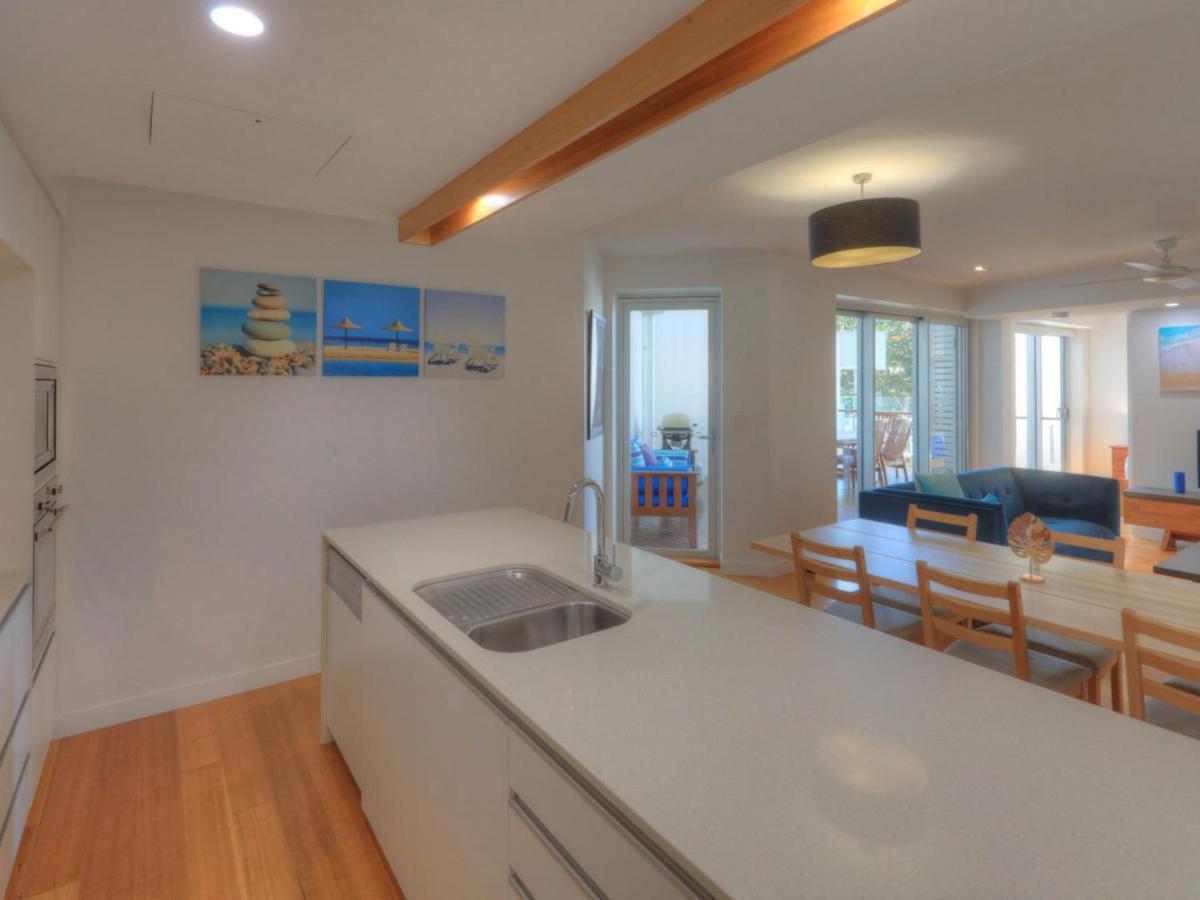 Maggies Beachfront Apartment 13 Horseshoe Bay Exterior photo